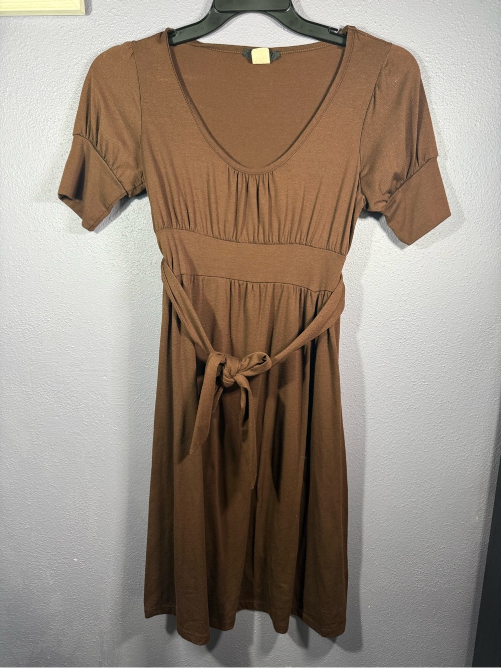 Dynamite Brown Scoop-Neck Tie-Waist Midi Dress